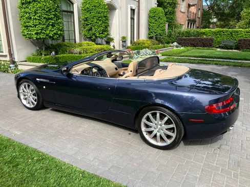 Used 2007 Aston Martin DB9 Volante image 9