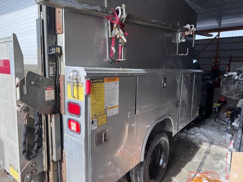 Used 2015 Ford F450 XL w/ Power Equipment Group image 8