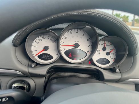 Used 2005 Porsche Boxster S RWD image 24
