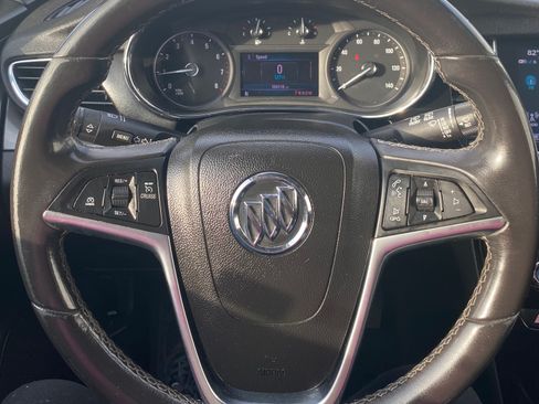 Used 2020 Buick Encore Preferred image 9