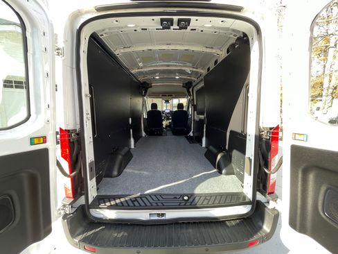 Used 2020 Ford Transit 150 148 Medium Roof AWD w/ Interior Upgrade Package image 5