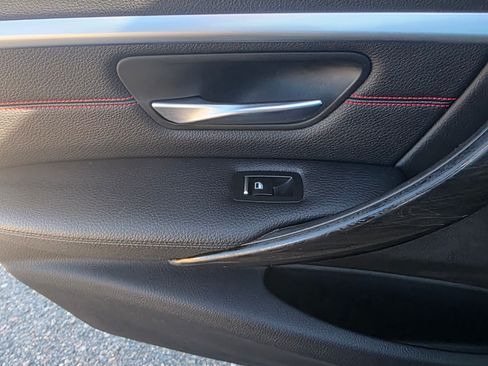 Used 2017 BMW 328d xDrive Sedan image 11