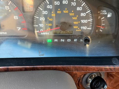 Used 2000 Toyota 4Runner Limited AWD/4WD image 16