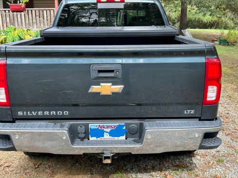 Used 2017 Chevrolet Silverado 1500 LTZ w/ Sport Package image 10