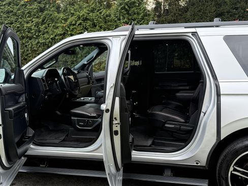 Used 2019 Ford Expedition Max Limited w/ Equipment Group 303A image 24