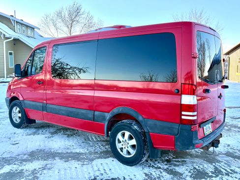 Used 2012 Mercedes-Benz Sprinter 2500 image 5