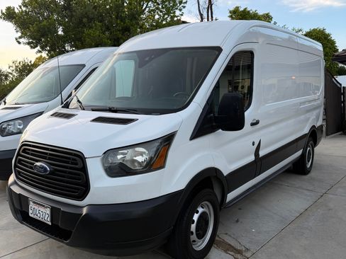 Used 2019 Ford Transit 250 148 Medium Roof image 2