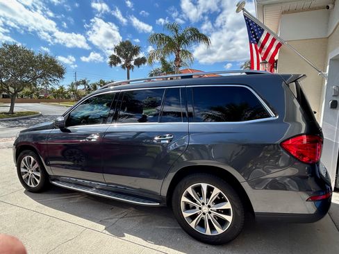 Used 2015 Mercedes-Benz GL 320 BlueTEC 4MATIC image 5