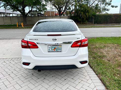 Used 2016 Nissan Sentra SR image 5