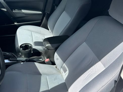 Used 2017 Toyota Corolla L w/ Carpet Mat Package (TMS) image 6