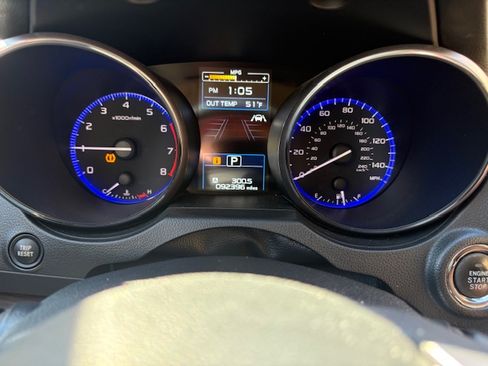 Used 2019 Subaru Outback 2.5i Touring image 11