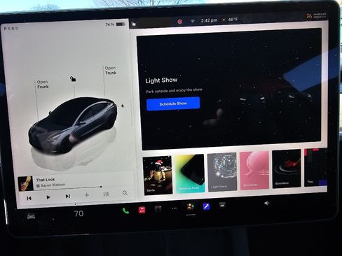 Used 2023 Tesla Model 3 Performance image 22