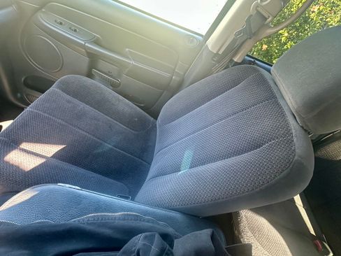 Used 2003 Dodge Ram 2500 Truck SLT image 18