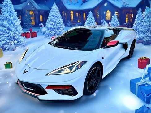 Used 2024 Chevrolet Corvette Stingray Preferred Cpe w/ Z51 Performance Package image 1