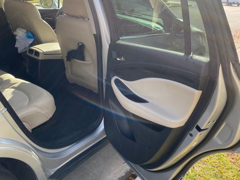 Used 2019 Buick Envision Preferred image 17