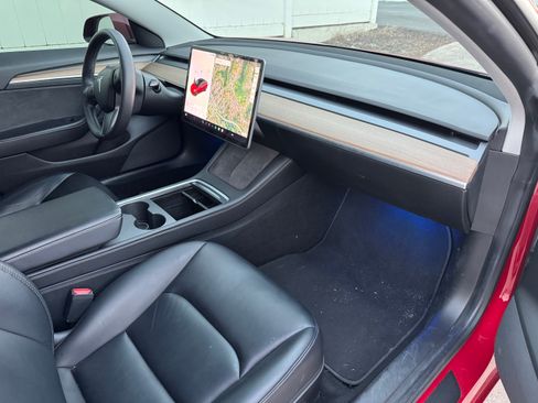 Used 2021 Tesla Model 3 Long Range image 13