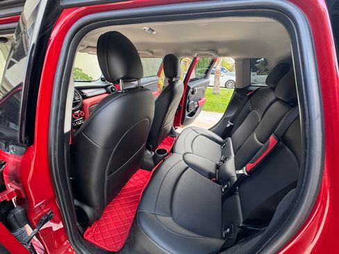 Used 2016 MINI Cooper 4-Door Hardtop FWD image 8