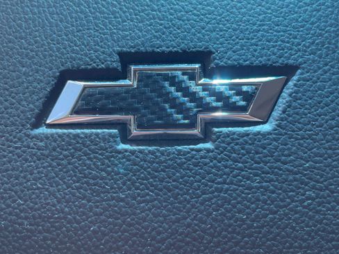 Used 2017 Chevrolet Suburban Premier AWD/4WD image 6
