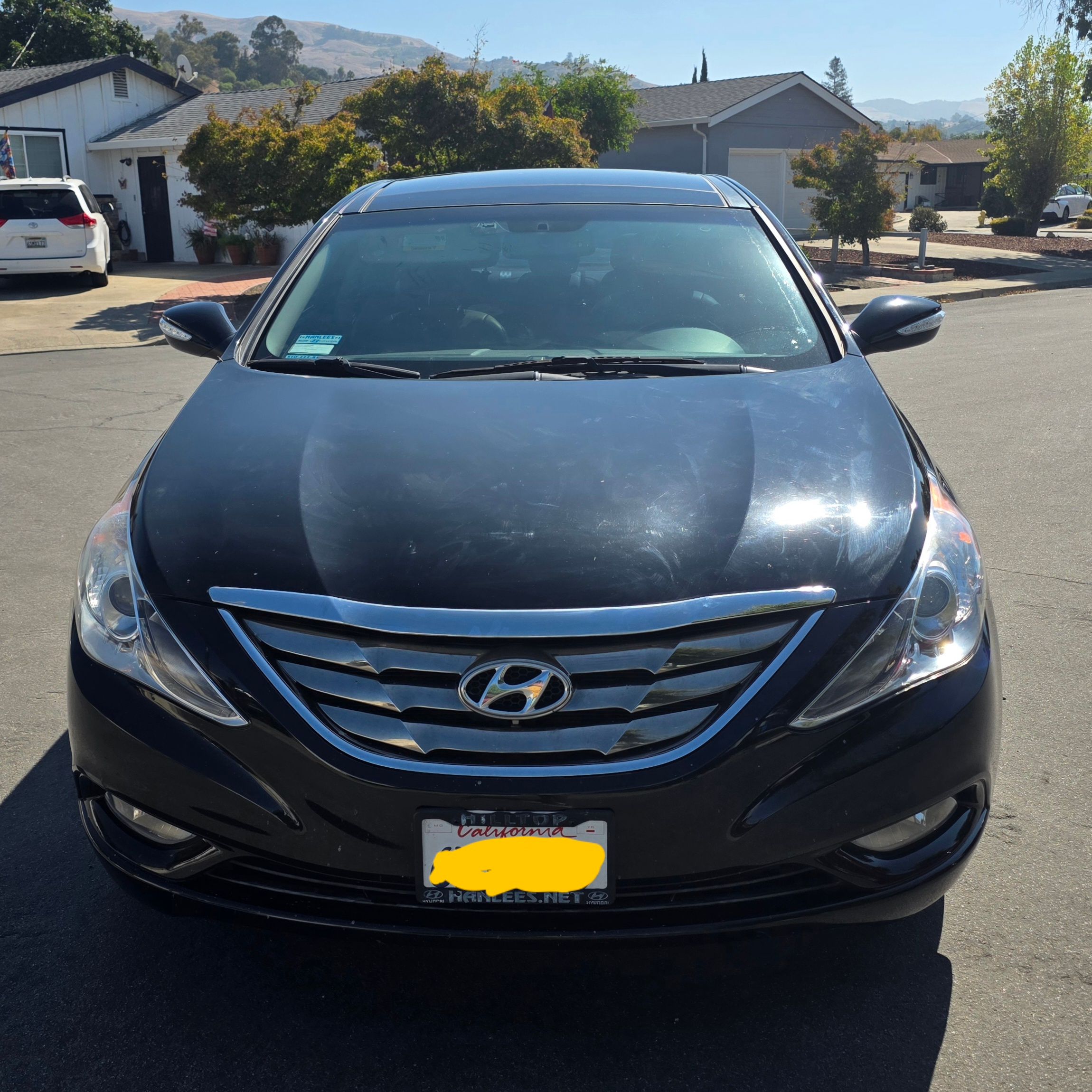 Used 2013 Hyundai Sonata Limited w/ Premium Pkg FWD image 2
