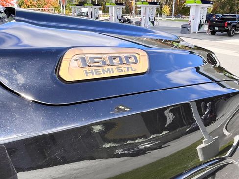 Used 2019 RAM 1500 Limited image 14