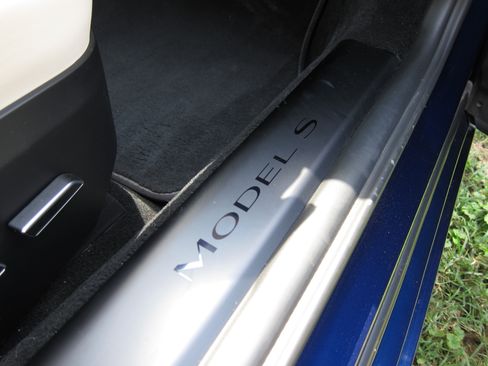 Used 2023 Tesla Model S Plaid AWD/4WD image 19