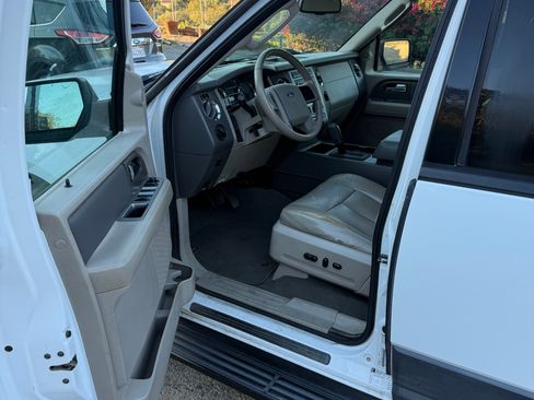 Used 2007 Ford Expedition EL XLT image 15