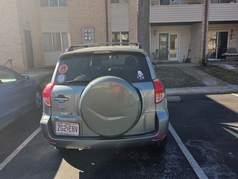 Used 2008 Toyota RAV4 4WD image 6