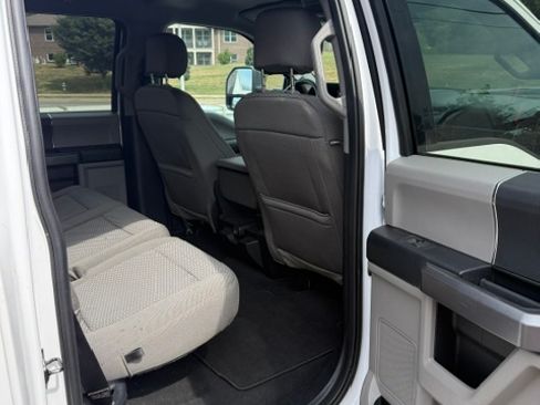 Used 2021 Ford F550 4x4 Crew Cab Super Duty image 9