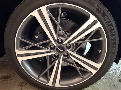 Used 2025 Genesis GV80 3.5T e-SC image 11