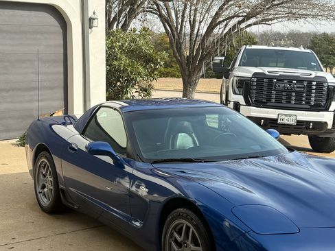 Used 2003 Chevrolet Corvette Z06 w/ Memory Package, 3 Drivers image 9