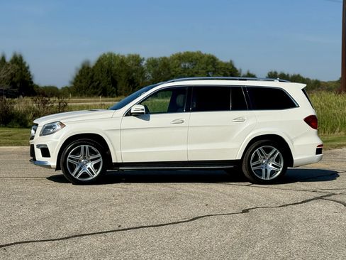 Used 2016 Mercedes-Benz GL 320 BlueTEC 4MATIC image 4