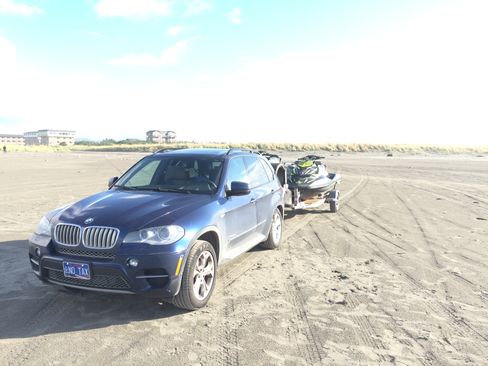 Used 2011 BMW X5 xDrive35d AWD/4WD image 8