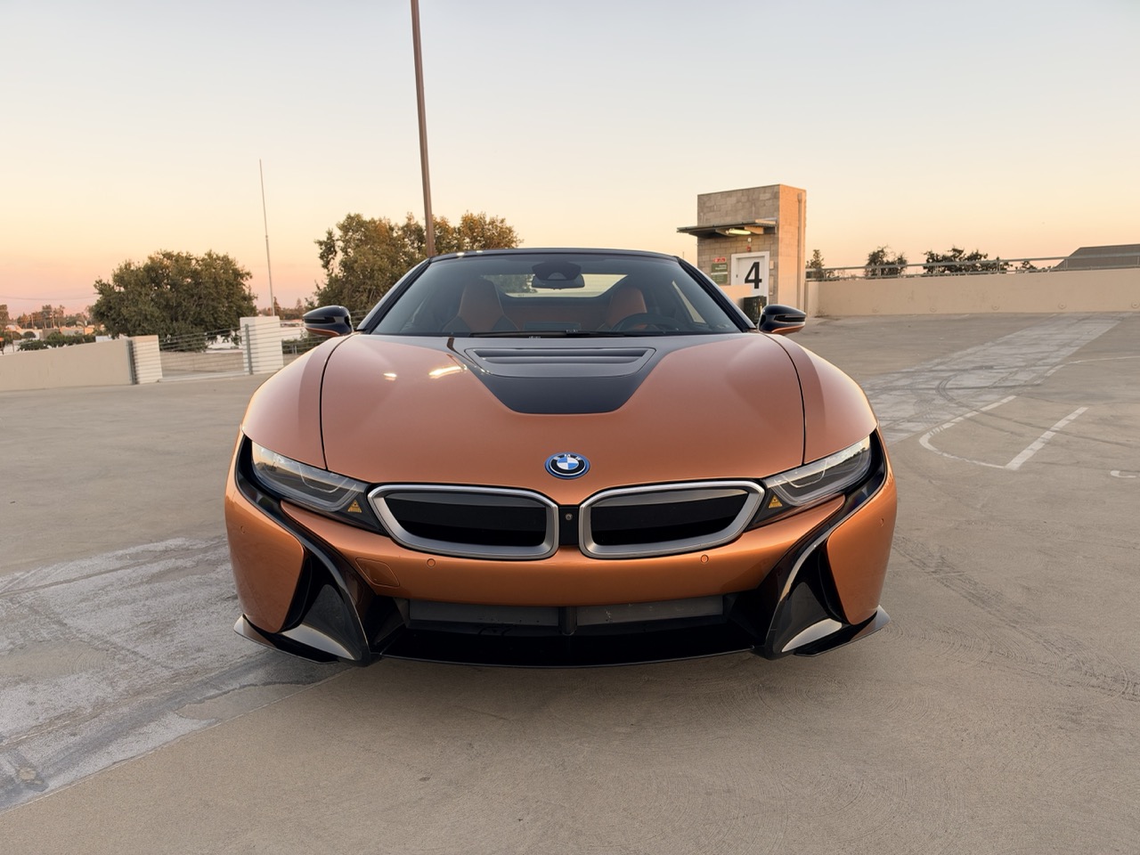 Used 2019 BMW i8 Roadster AWD/4WD image 2