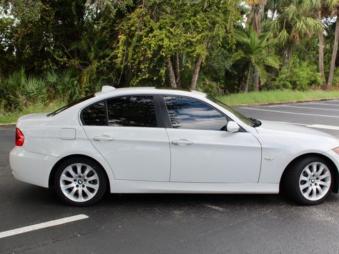 Used 2007 BMW 335xi 335xi Sedan 4D image 6