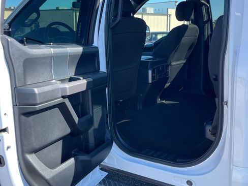 Used 2019 Ford F150 XLT w/ Equipment Group 302A Luxury image 6