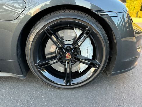 Used 2020 Porsche Taycan 4S image 8