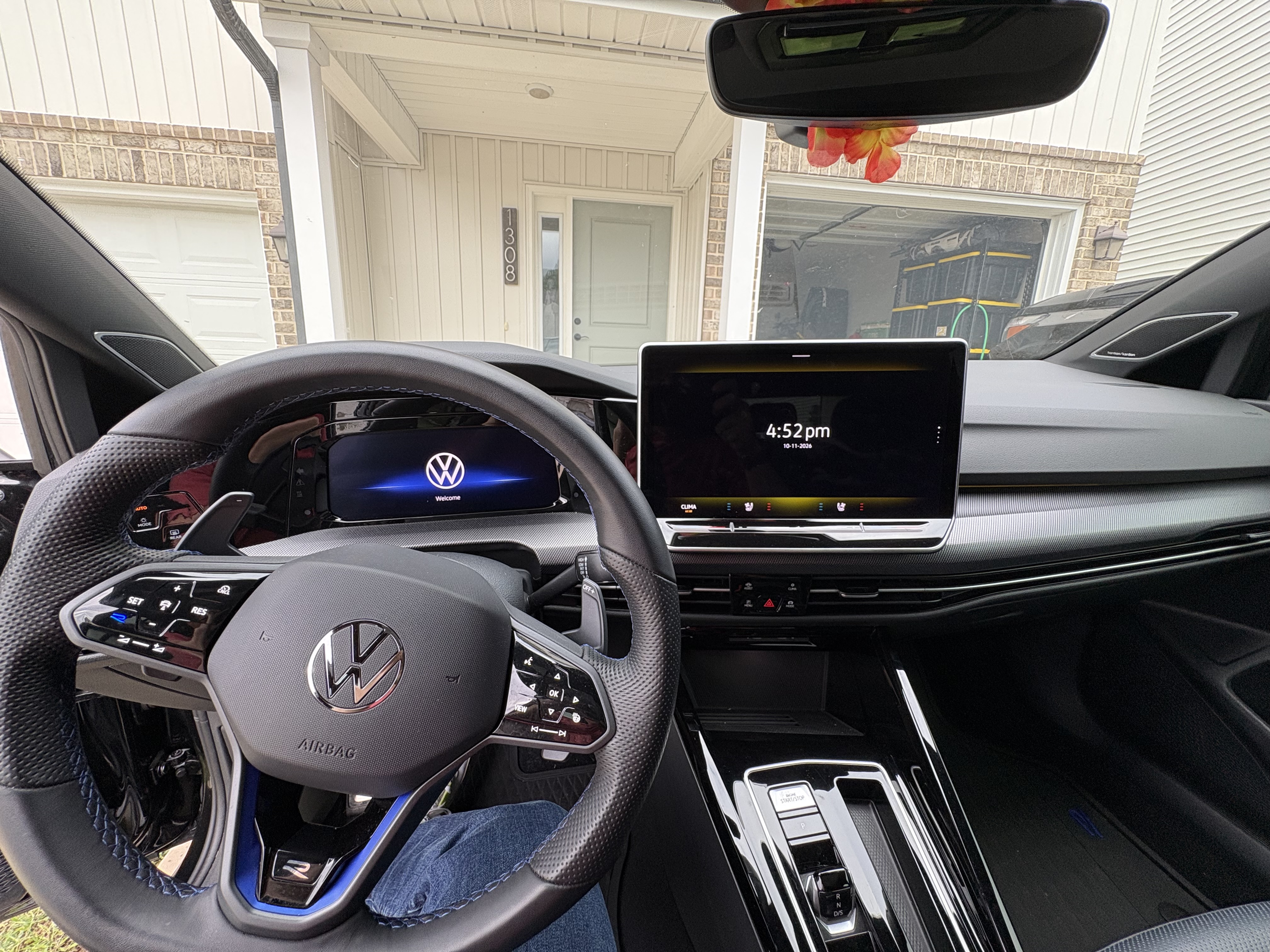 Used 2026 Volkswagen Golf AWD/4WD image 11