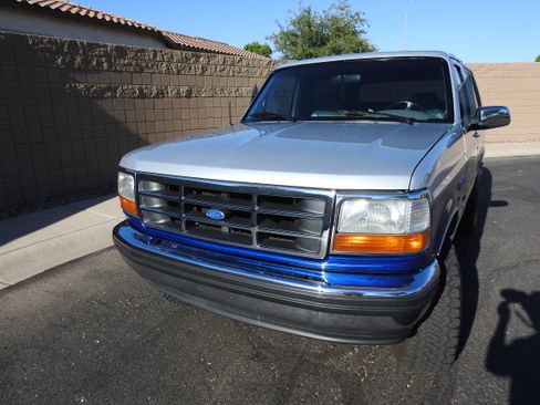Used 1996 Ford Bronco AWD/4WD image 5