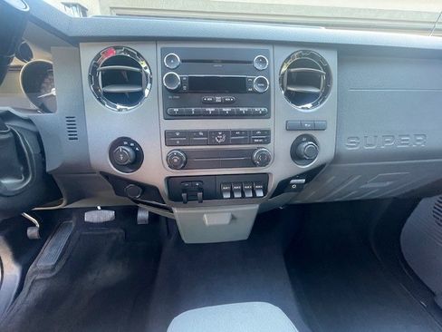 Used 2015 Ford F250 XLT w/ XLT Value Package image 17