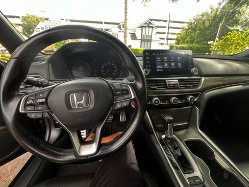 Used 2020 Honda Accord Sport image 5