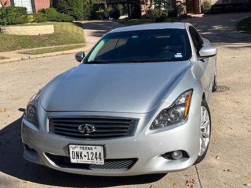 Used 2013 INFINITI G37 Sport w/ Premium Pkg image 2