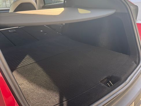 Used 2026 Tesla Model Y Long Range RWD image 12