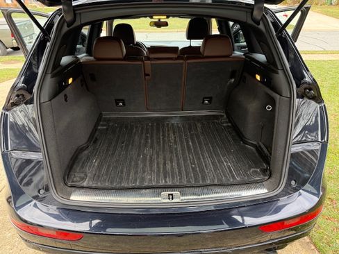 Used 2016 Audi Q5 2.0T Premium Plus w/ Technology Package image 8