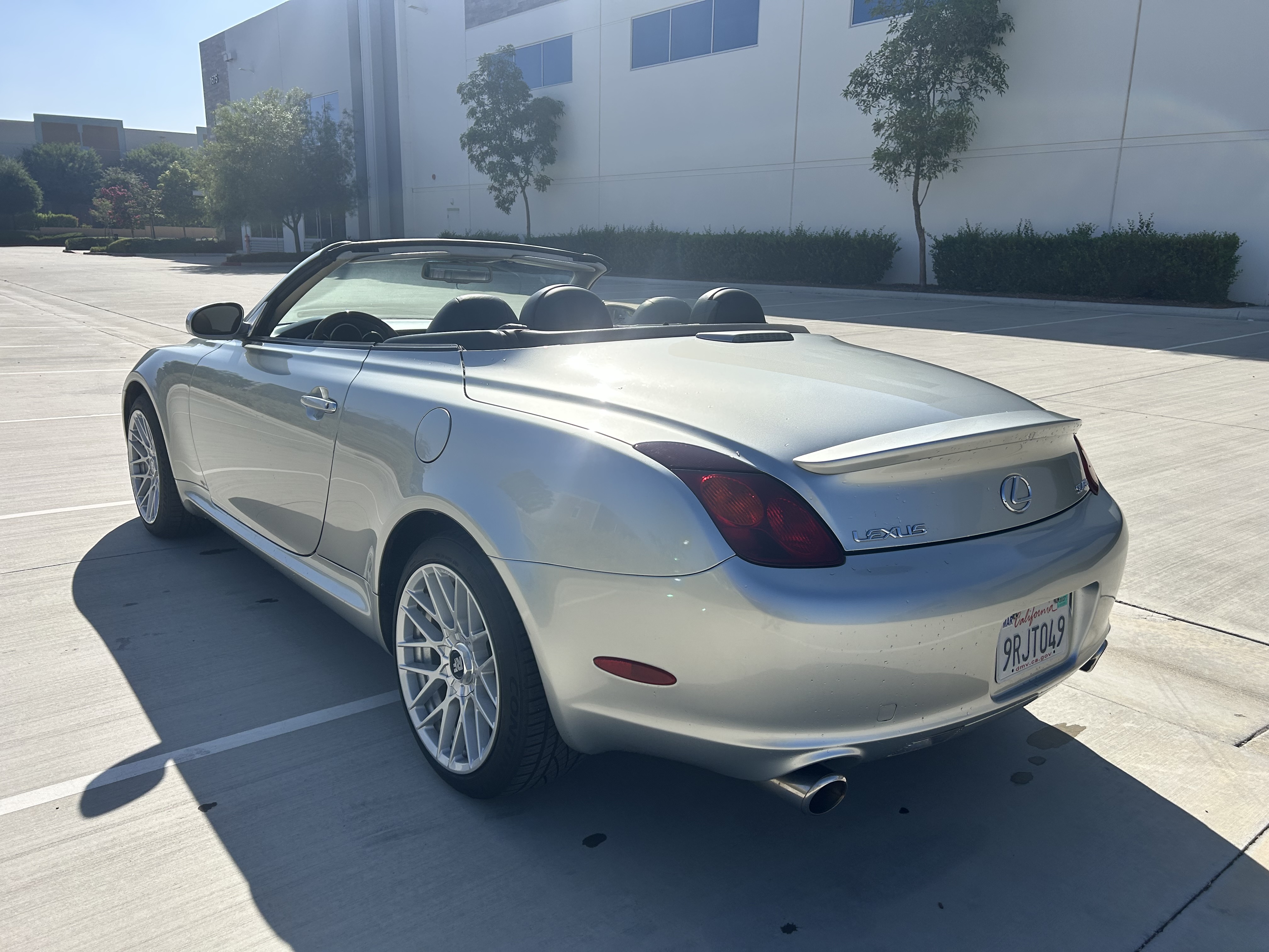 Used 2002 Lexus SC 430 Convertible RWD image 18