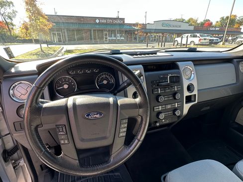 Used 2012 Ford F150 XLT w/ XLT Chrome Pkg image 11