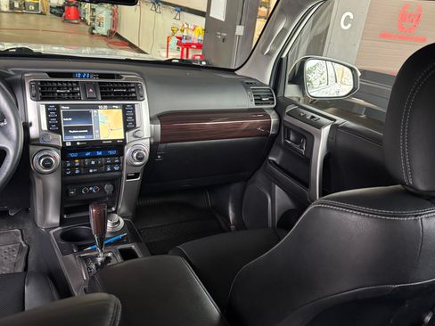 Used 2022 Toyota 4Runner Limited image 29