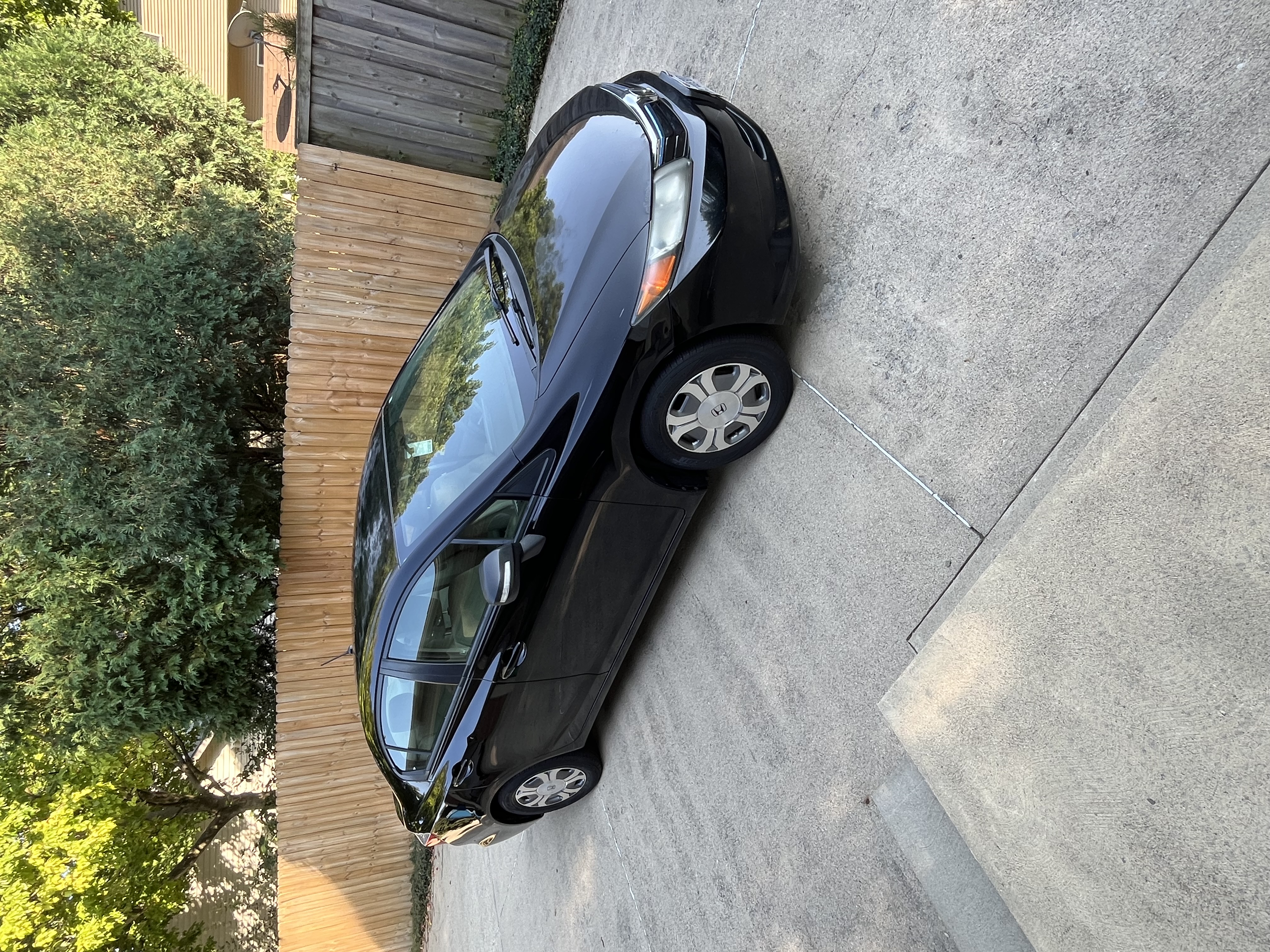 Used 2012 Honda Civic Hybrid Sedan image 1