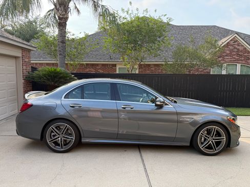 Used 2019 Mercedes-Benz C 63 AMG Sedan image 2