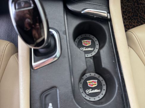 Used 2017 Cadillac XT5 FWD image 12