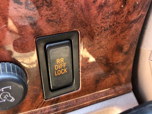 Used 1999 Toyota 4Runner Limited image 2